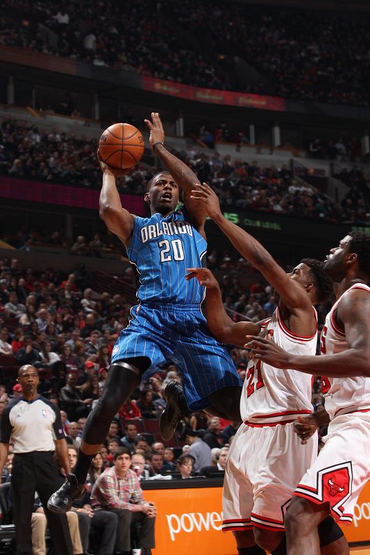 进行深入的 进行深入的