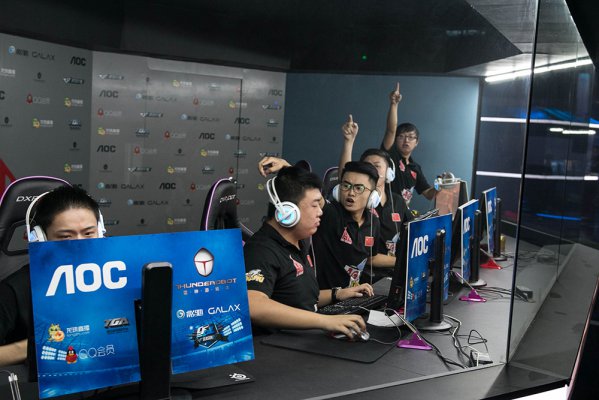 也鼓舞整个 也鼓舞整个